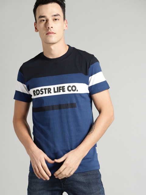 

Roadster Men Blue & Black Striped Round Neck T-shirt