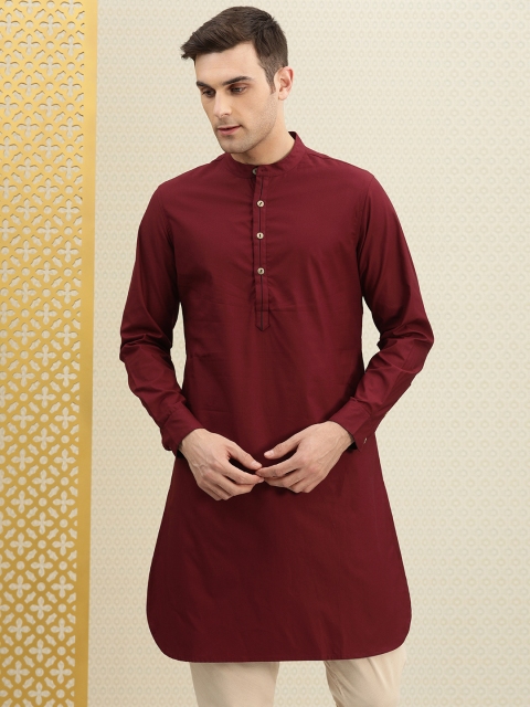 

House of Pataudi Men Maroon Solid Straight Kurta
