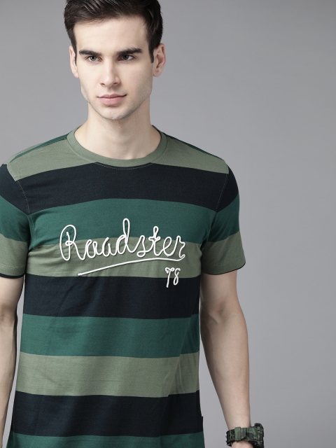 

The Roadster Lifestyle Co Men Green Navy Blue Brand Logo Embroidered Pure Cotton T-shirt