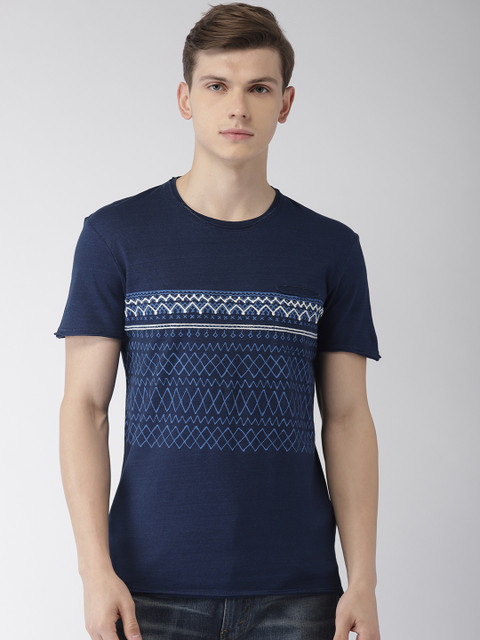 

Celio Men Navy Blue Printed Round Neck T-shirt