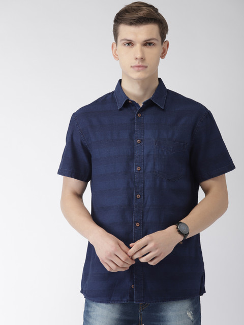 

Celio Men Blue Regular Fit Striped Casual Shirt