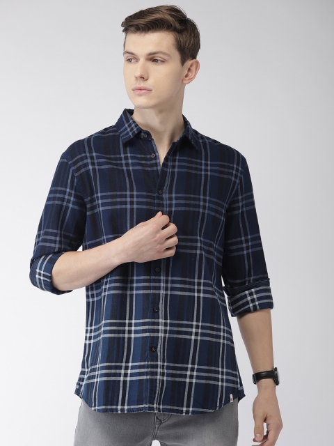 

Celio Men Navy Blue & White Regular Fit Checked Casual Shirt