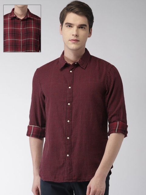 

Celio Men Red & Black Regular Fit Checked Casual Reversible Shirt
