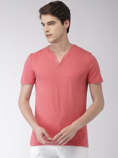 

Celio Men Pink Solid Round Neck T-shirt