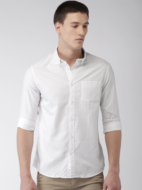 

Celio Men White & Navy Blue Regular Fit Printed Casual Shirt