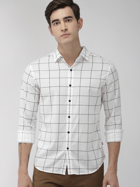 

Levis Men White & Black Slim Fit Checked Casual Shirt