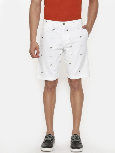 

U.S. Polo Assn. Men White Printed Slim Fit Chino Shorts