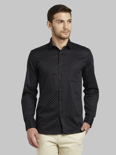 

Parx Men Black Slim Fit Printed Casual Shirt