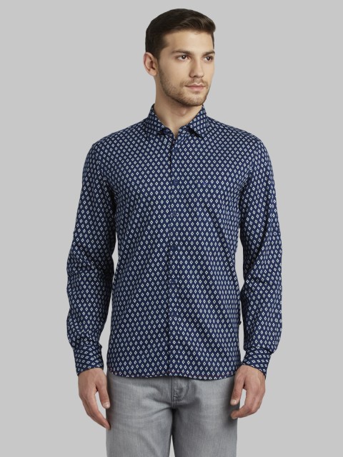 

Parx Men Blue Slim Fit Printed Casual Shirt