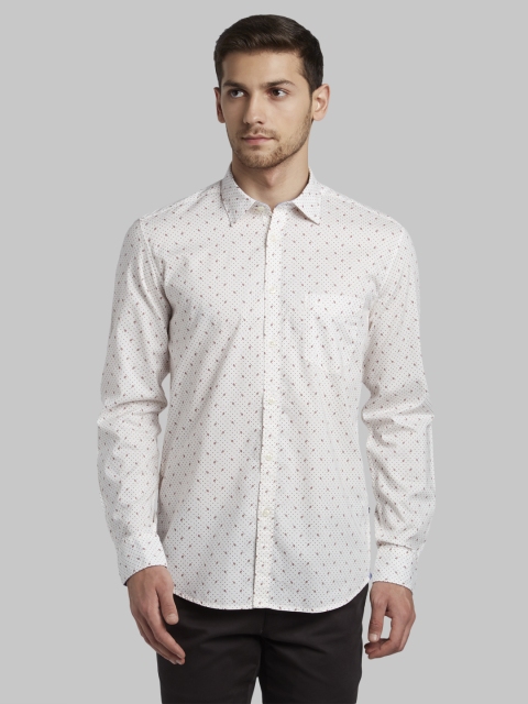 

Parx Men Beige Slim Fit Printed Casual Shirt