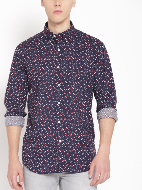 

Polo Ralph Lauren Men Navy Blue & White Regular Fit Printed Casual Shirt