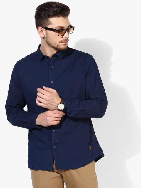 

Navy Blue Textured Slim Fit Casual Shirt