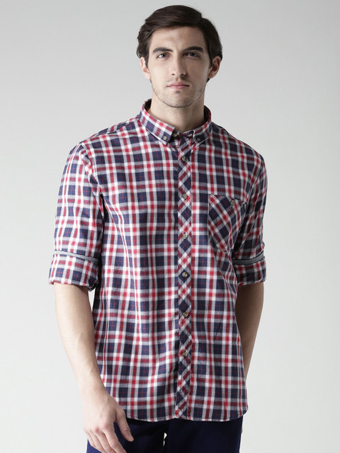 

Tokyo Laundry Men Navy Blue & Red Regular Fit Checked Casual Shirt