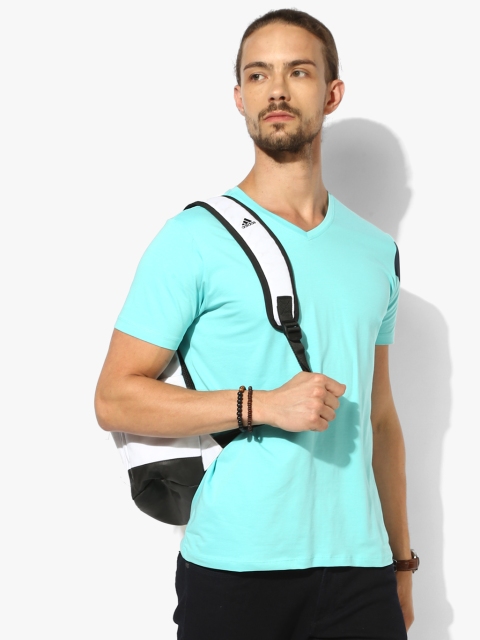 

Aqua Blue Solid Slim Fit V Neck T-Shirt