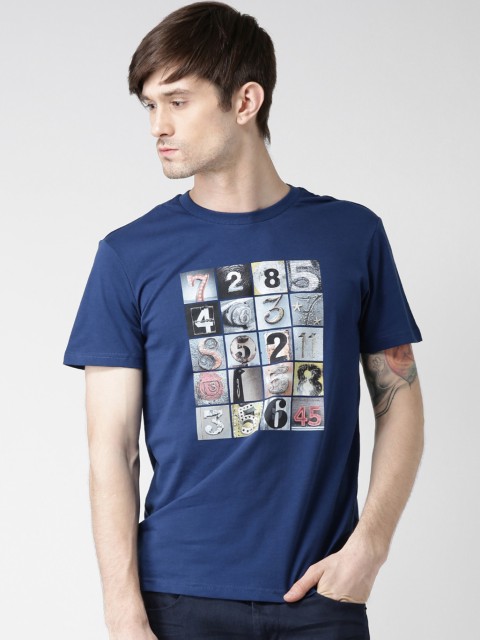 

Metersbonwe Men Navy Blue Striped Round Neck T-shirt