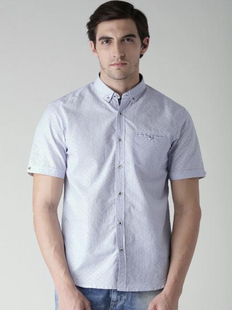 

Tokyo Laundry Men Blue Regular Fit Striped Casual Shirt