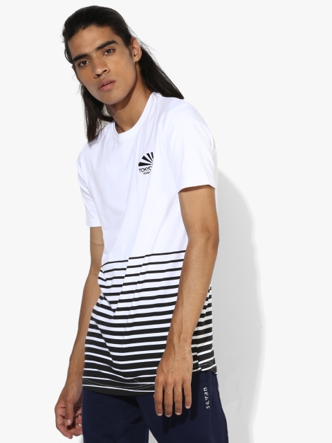 

Sweet Dreams Men White & Black Striped Regular Fit Round Neck T-Shirt