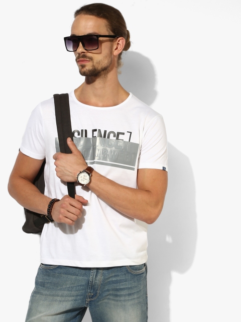 

White Solid Slim Fit Round Neck T-Shirt