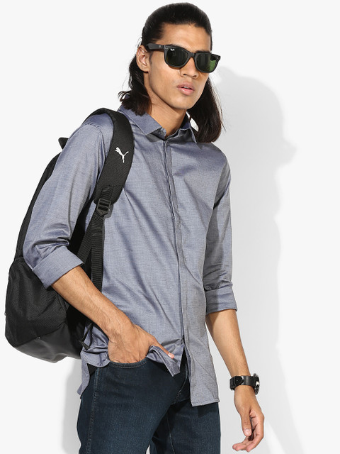 

Grey Solid Slim Fit Casual Shirt