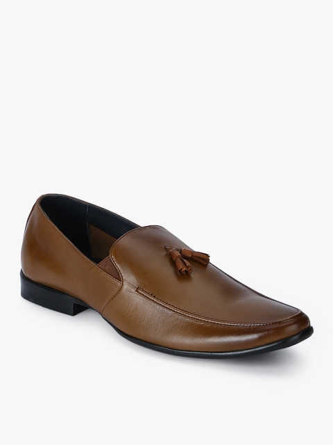 

Tan Lifestyle Shoes