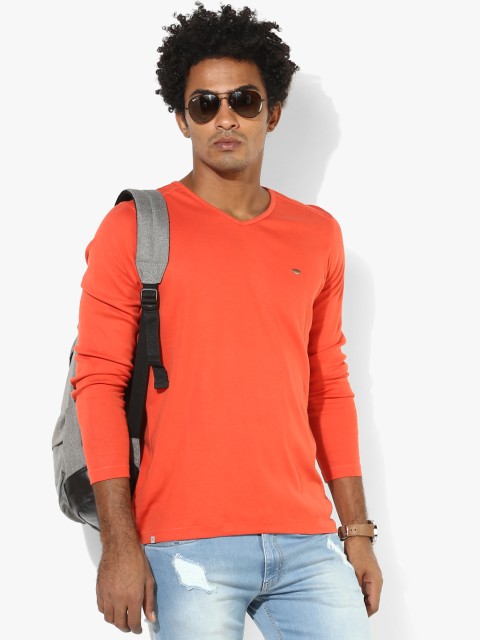 

Orange Solid Regular Fit V Neck T-Shirt