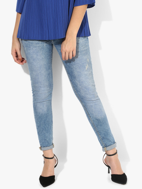 

Blue Washed Mid Rise Regular Fit Jeans