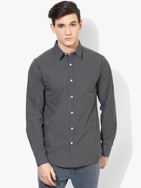 

Black Slim Fit Casual Shirt