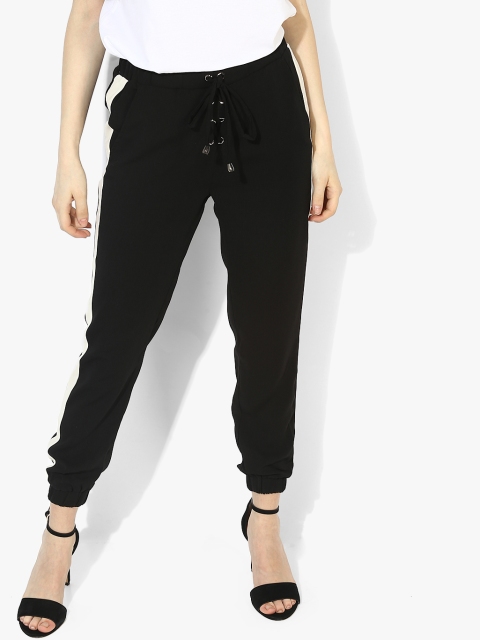 

CAMLA Women Black Regular Fit Solid Joggers