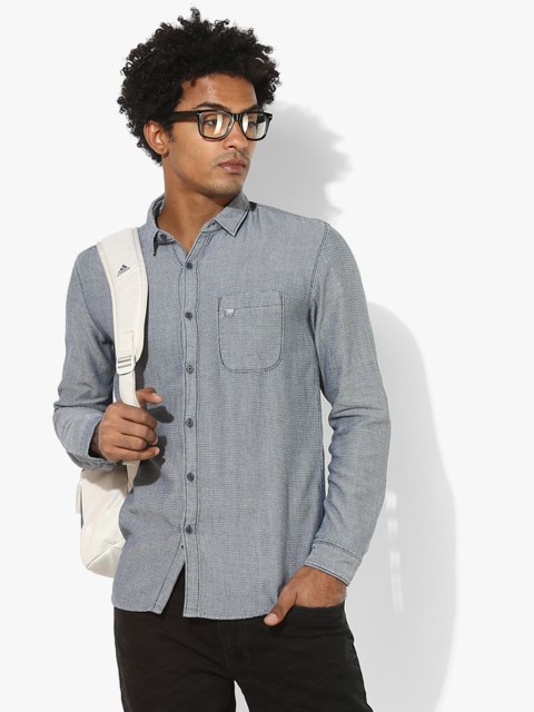 

Blue Textured Slim Fit Casual Shirt