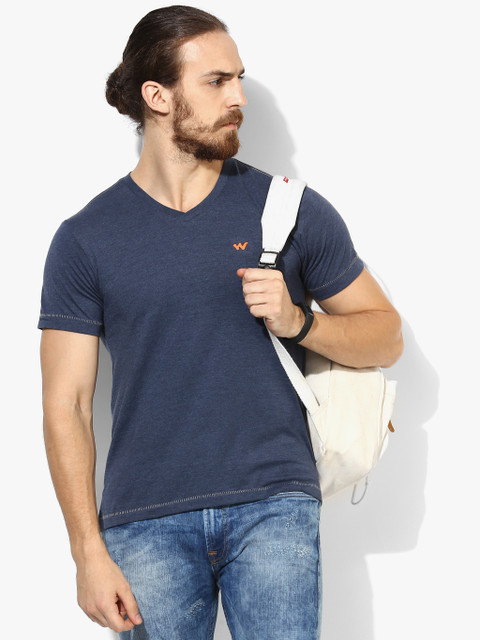 

Navy Blue Textured V Neck T-Shirt