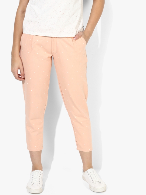 

Multicoloured Solid Regular Fit Chinos, Peach