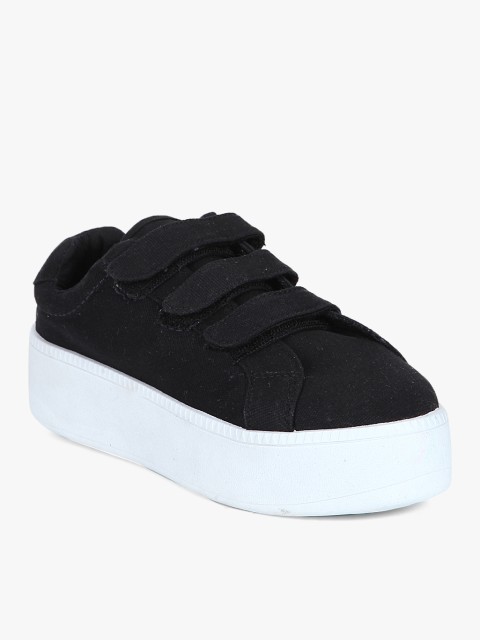 

Black Casual Sneakers
