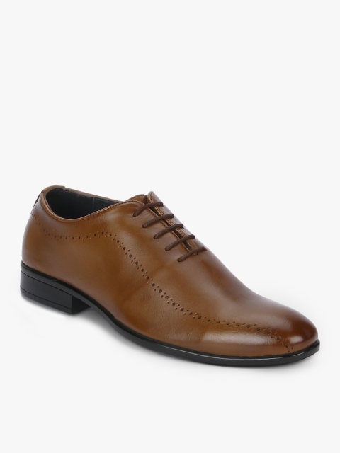 

Tan Oxfords Formal Shoes