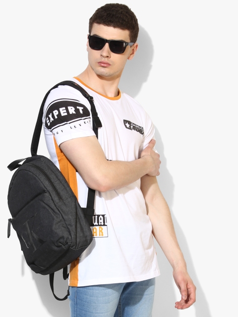 

Black Solid Slim Fit Round Neck T-Shirt, White