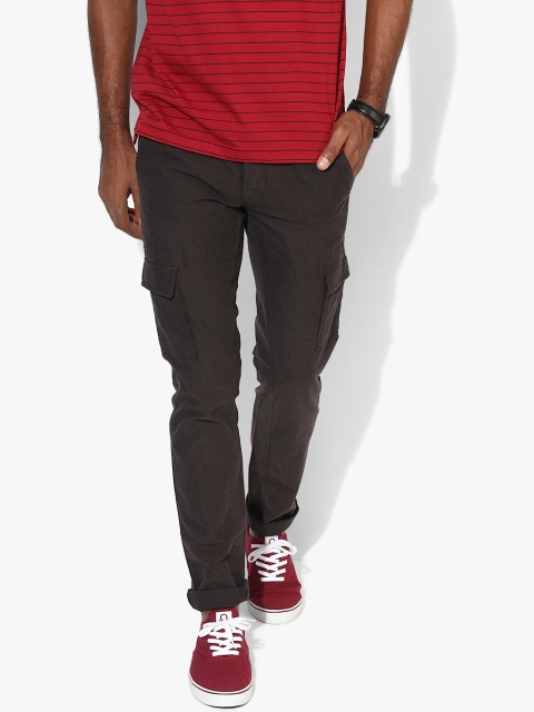 

Black Solid Slim Fit Cargos