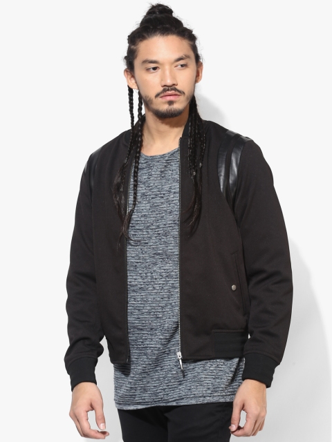 

Black Solid Slim Fit Casual Jacket