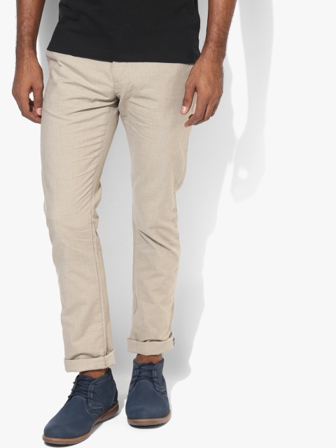 

Beige Solid Slim Fit Chinos