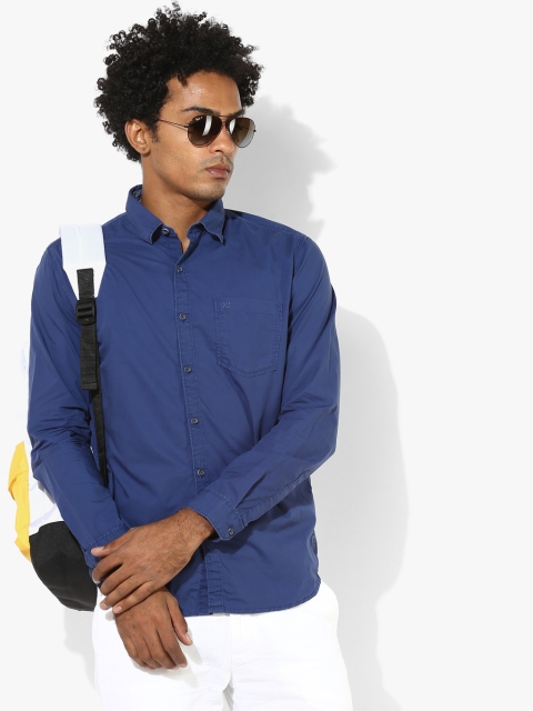 

Blue Solid Slim Fit Casual Shirt