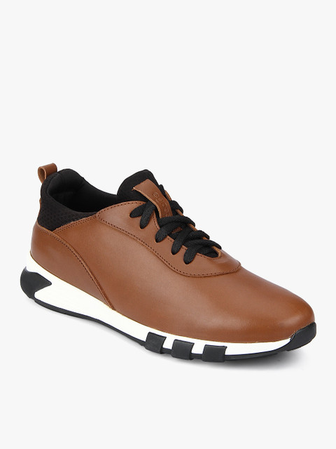 

Tan Sneakers