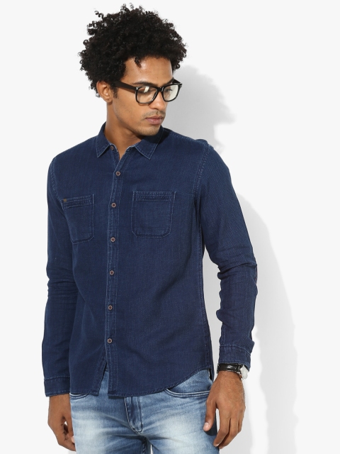 

Blue Solid Slim Fit Casual Shirt