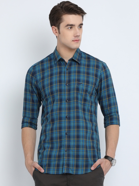 

Crocodile Men Turquoise Blue Slim Fit Checked Casual Shirt