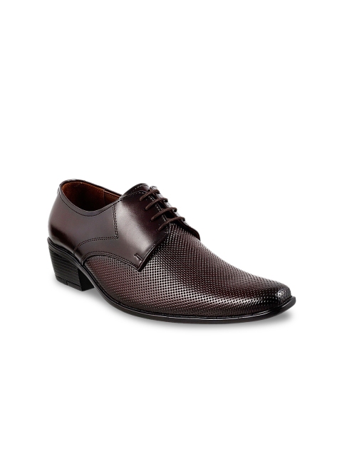 

Metro Men Maroon Solid Leather Derbys