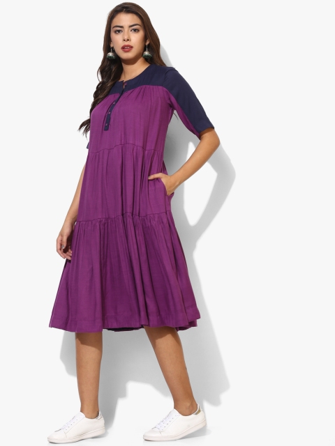 

Round Neck Elbow Sleeves Textured Color Blocked Tiered Dress, Purple