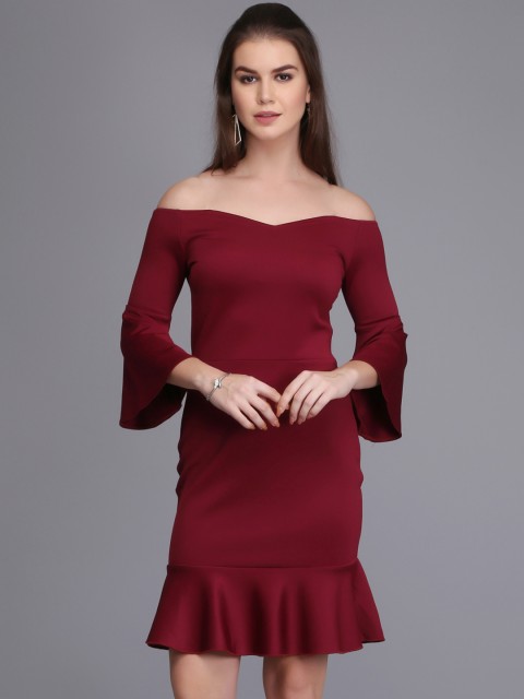 

Eavan Women Burgundy Solid Sheath Dress