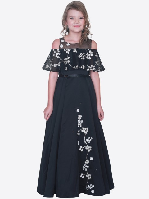 

CUTECUMBER Girls Black Self Design Cold-Shoulder Maxi Dress