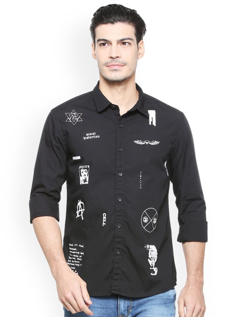 

People Men Black & White Regular Fit Printed Casual Shirt