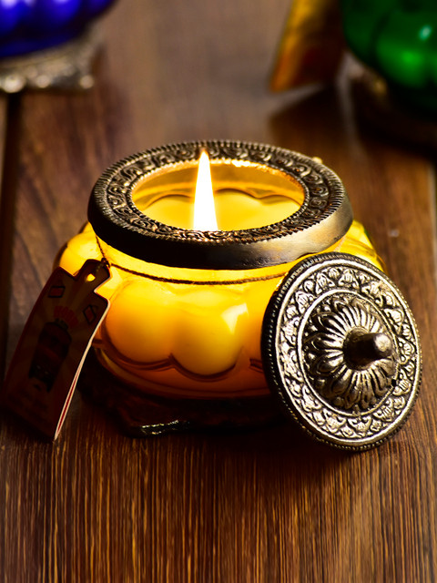 

Archies Yellow Scented Candle