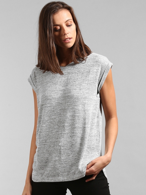 

GAP Women Grey Solid Crew Neck T-Shirt