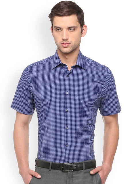 

Van Heusen Men Blue Regular Fit Checked Formal Shirt
