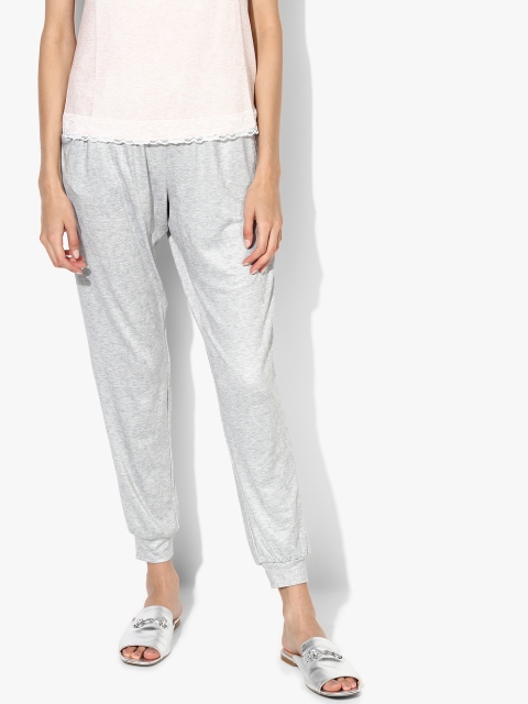 

DOROTHY PERKINS Grey Solid Loungewear Jogger Pants 33134827